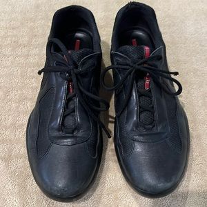 Men’s Prada sneaker. Black size 11.5